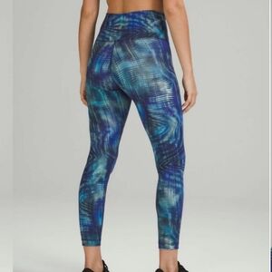 Lululemon 25" legging size 10